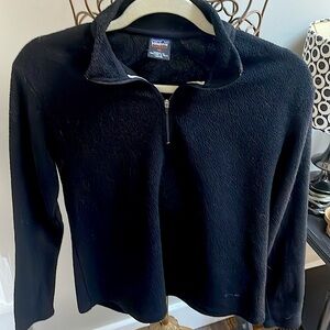 Women’s Patagonia Pullover. Black. Size M but runs small
